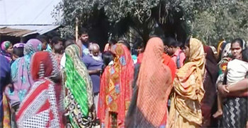 গুরুদাসপুরে গৃহবধূকে শ্বাসরোধে হত্যা