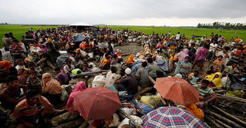 রোহিঙ্গাদের দেশ ছাড়তে বাধ্য করছে মিয়ানমার সেনাবাহিনী
