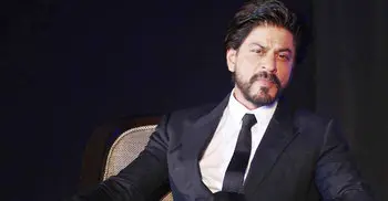 Shah Rukh celebrates 33 million followers on Twitter