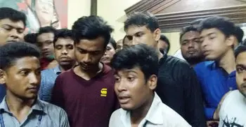Protesting students call abduction story “rumour”