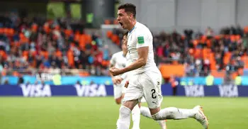 Uruguay strike late to beat Egypt as Salah sits out match