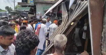 Bus accident kills 3 in Rajshshi