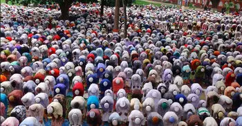 Eid Jamaat held at Sholakia amid four-tier security