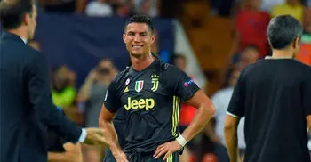 Ronaldo leaves pitch in tears after red card