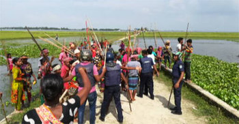 ভৈরবে দুই পক্ষের সংঘর্ষে আহত ২৫, ১০ বাড়িতে আগুন