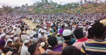 কক্সবাজার-টেকনাফে রোহিঙ্গাদের বিক্ষোভ