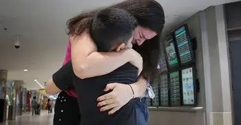 US says 463 migrant parents may have been deported without kids