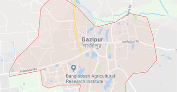 মেশিনের ভেতর ঢুকে গেল লোকমানের দুই হাত