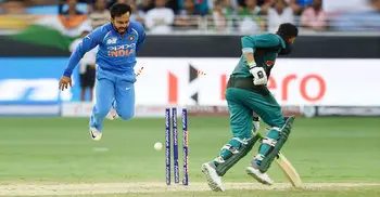 Indian bowlers shine, Pakistan bundled out for 162