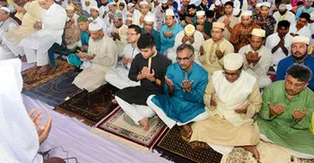 409 Eid congregations held in city