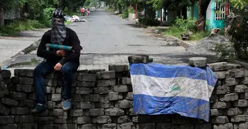 Deadly shoot-out, fire break Nicaragua truce; talks proceed