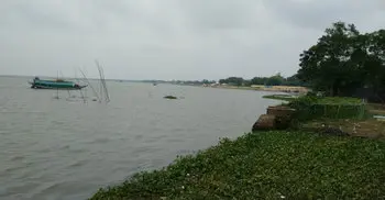 Water levels in 41 rivers rise, 48 fall