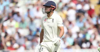 England win toss, bat against India in first Test
