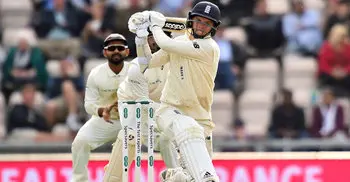 Curran rescues England after top order slump