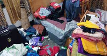 ব্যবসায়ীর ঘরে ঢুকে অস্ত্রের মুখে টাকা ও স্বর্ণালংকার লুট