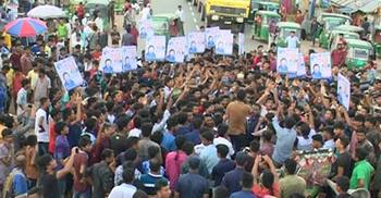 সেনবাগে ছাত্রলীগ নেতার মুক্তির দাবিতে সড়ক অবরোধ