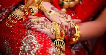 নববধূকে অপহরণকালে যুবককে গণধোলাই