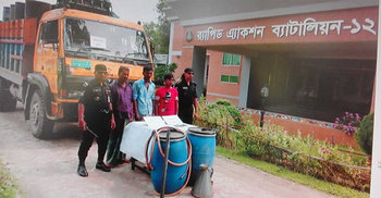 সিরাজগঞ্জে ১১ হাজার লিটার চোরাই সয়াবিন তেলসহ আটক ৩