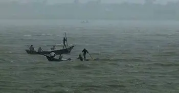 Speedboat sinks in Padma with 18 on board