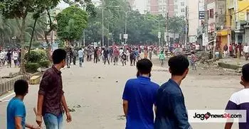 Police attack on student protesters in Mirpur