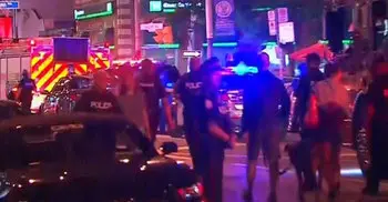 Multiple people shot outside restaurant in Toronto