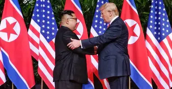 Trump, Kim hold historic talks