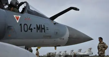 UAE accuses Qatar Fighters of flying near passenger jet