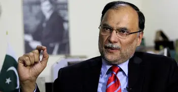 Pakistan Interior Minister shot at election rally