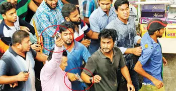 Chargesheet filed against 2 for firing at hawkers