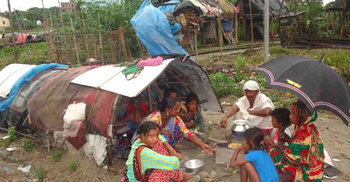 রমজানে ভালো নেই চাঁদপুরের বেদে পরিবারগুলো