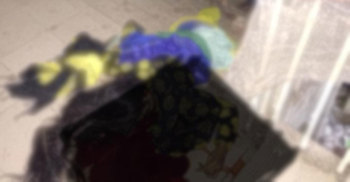 হাসপাতালের সিঁড়িতে তরুণীর মরদেহ