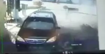 7 killed in bomb attack in Indonesian police HQ