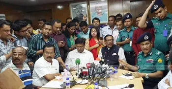 Agitators consent to suspend demo for one month