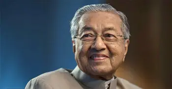 Salaries of ministers to be cut by 10%: Malaysian PM