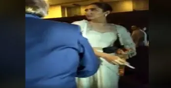Mahira Khan ‘caught’ smoking again!