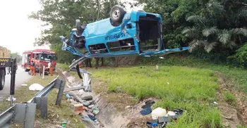 2 Bangladeshis killed in road crash in Malaysia