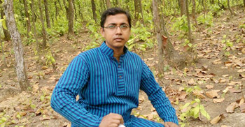 লাশ নিয়ে ফেরার পথে লাশ হলেন দু’জন