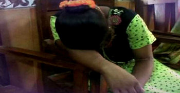 কাঁদতে কাঁদতে গণধর্ষণের বর্ণনা দিলো কিশোরী