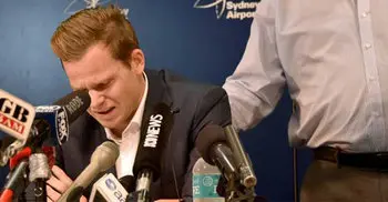 Smith breaks down as he accepts full responsibility
