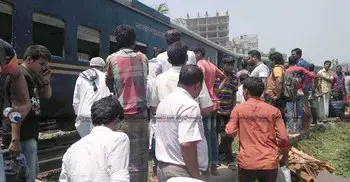 5 killed as train derails in Tongi