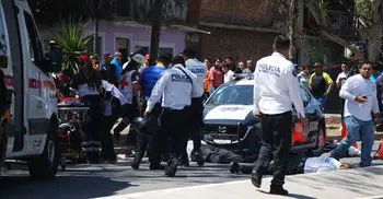 Gunmen kill 6 traffic police in central Mexico