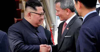 Kim arrives in Singapore for historic summit