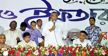 ২০ হাজার নারীকে ইফতার করালেন এলজিআরডি মন্ত্রী