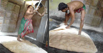 নওগাঁয় পা দিয়ে মাড়িয়ে লাচ্ছা তৈরি