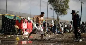 Ailing Central American migrants in dire conditions