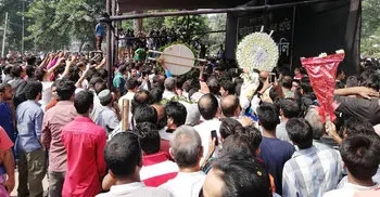 People pay last respect to Ayub Bachchu