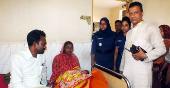 হাসপাতাল থেকে চুরি হওয়া শিশু মিলল আখক্ষেতে