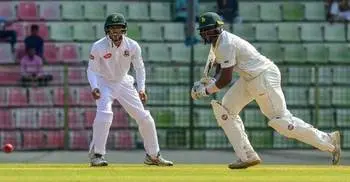 Masakadza and Williams take Zimbabwe's lead past 200