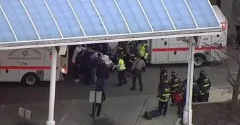 Police officer among 4 dead in ‘horrific’ Chicago hospital shooting