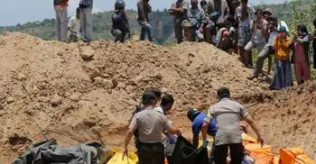Indonesia hit by fresh quakes off island of Sumba
